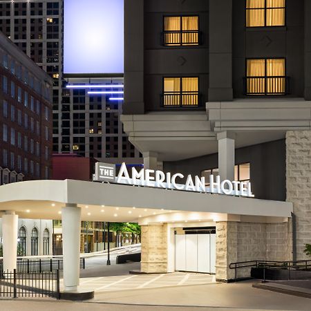 ジ アメリカン ホテル アトランタ ダウンタウン ア ダブルツリー バイ ヒルトン エクステリア 写真